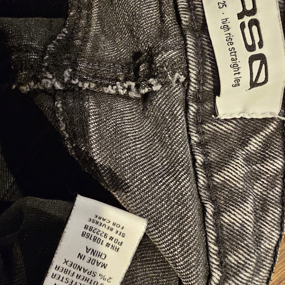 RSQ High Rise Straight Leg Jeans | Distressed Gray Denim - Picture 5 of 5
